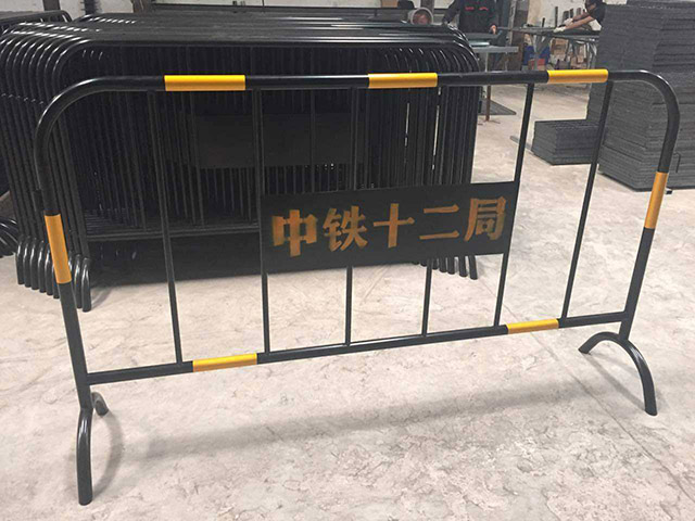 什么是移動式玻璃鋼護欄